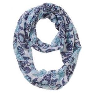 ❤️ 2 for $6 Like New Blue Paisley Infinity Scarf